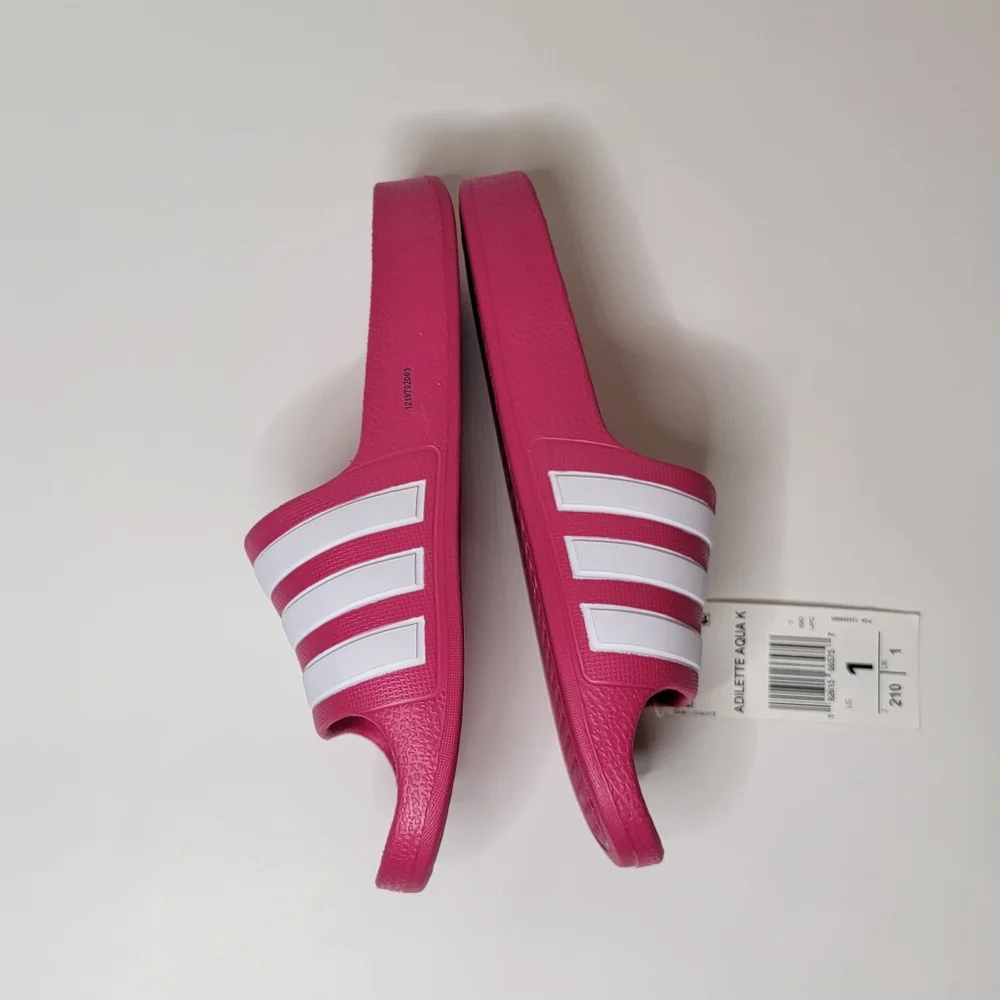 ADIDAS | Adilette Aqua K Pink slides girls Size 1K